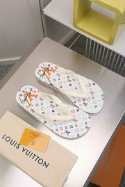 Picture of LV Slippers _SKU451815057261926